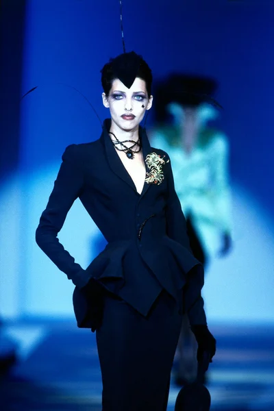 Look 40